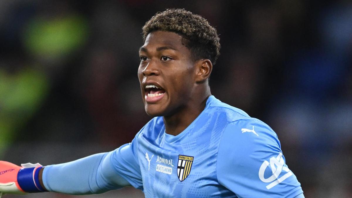 Da Newcastle: la pista Suzuki si raffredda. Howe vota la permanenza di Pope