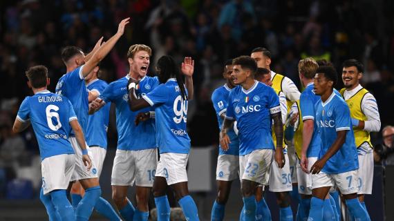 Serie A, il Napoli in rimonta batte il Genoa: 2-1 firmato Anguissa-Hojlund