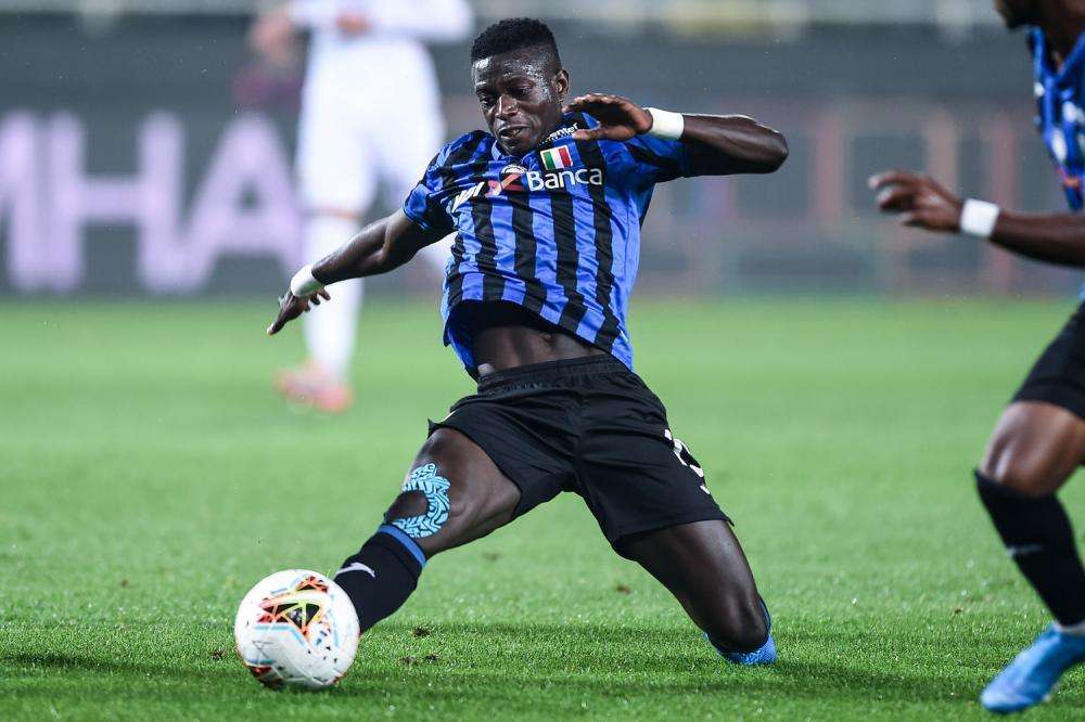 Piace il giovane Colley dell'Atalanta. Ma la concorrenza è agguerrita