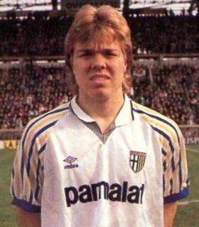 Il Parma festeggia il compleanno di un grande ex. Tomas Brolin compie 48 anni!