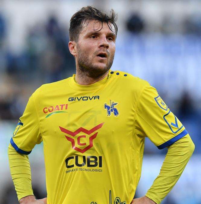 Mercato: Hetemaj chiede un triennale, Chievo fermo al biennale