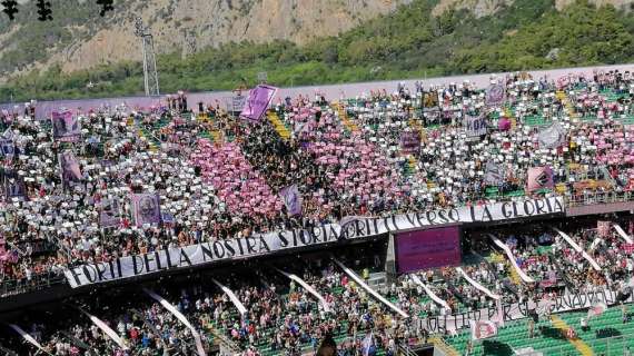 L'appello dei tifosi del Palermo: "Abbonatevi! Battiamo il record del Parma"