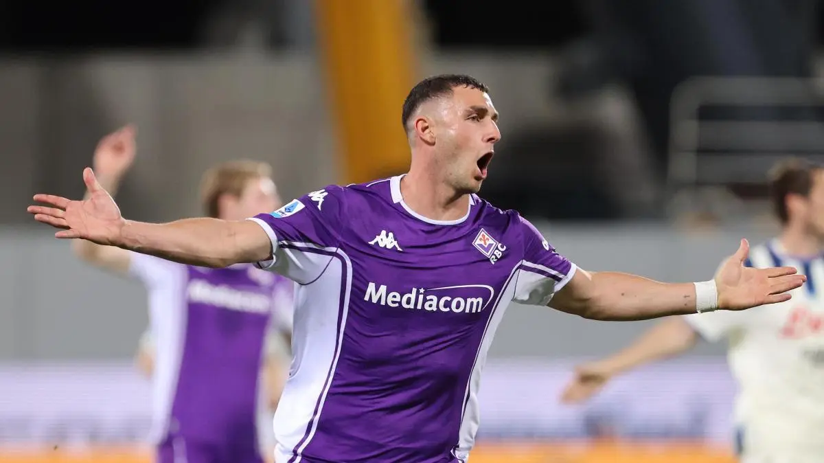 La Fiorentina impara dal passato: impossibile un'altra minusvalenza, il Parma può rientrare nei piani