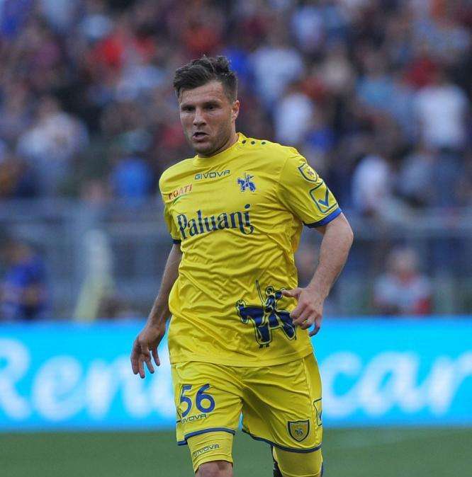 Hetemaj potrebbe rimanere a Verona. Il Chievo gli propone il rinnovo