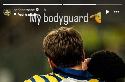 Bernabè esalta la prova del compagno Keita sui social: "My bodyguard!"