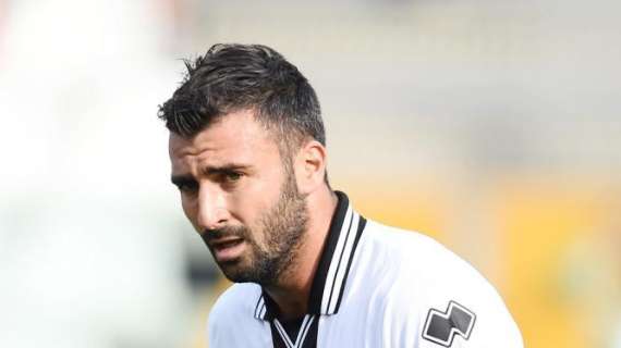Niente Serie B per Ceravolo, l'attaccante ha deciso di restare a Parma