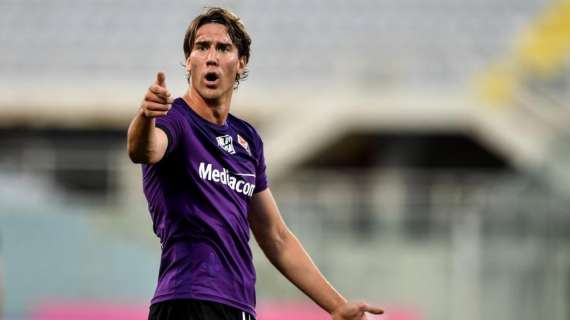 Fiorentina, Vlahovic squalificato due giornate: salterà la sfida col Parma