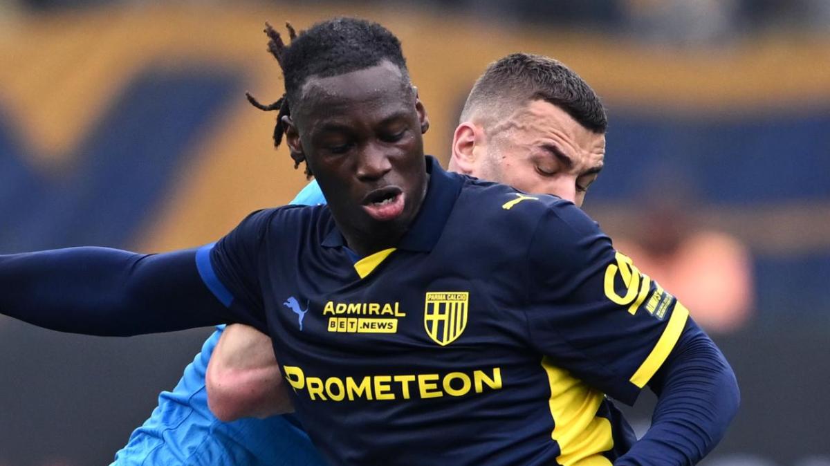 Udinese-Parma 0-1: Elphege subentra e spacca tutto. Nel recupero Suzuki salva il risultato