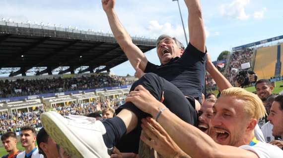 Pecchia: "Promozione? Grande soddisfazione, merito di tutti. Il Parma è un grande club, torna dove gli compete"