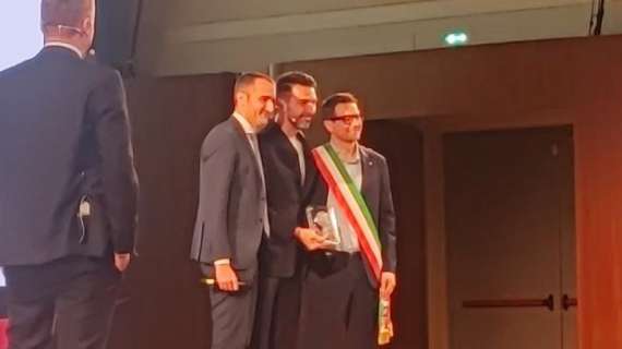 VIDEO - Il sindaco Michele Guerra consegna il Sigillo della Città a Gianluigi Buffon