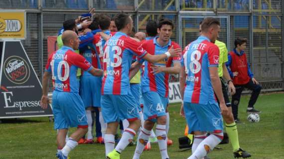 Girone C, il Catania ferma la capolista Lecce: il Foggia ne approfitta