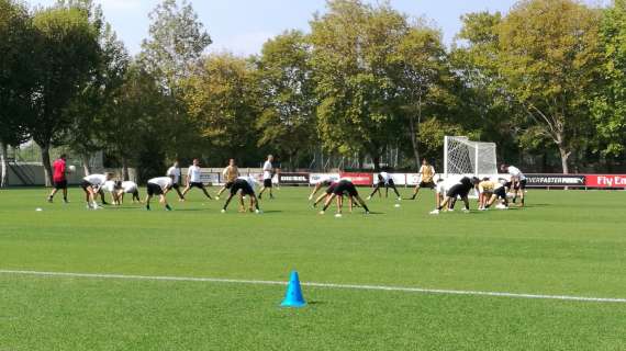 Milanello, lavoro tattico in vista del match del Tardini. Domani sera l'arrivo a Parma