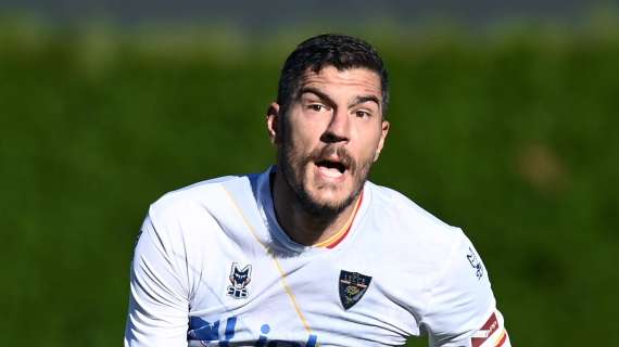 Lecce-Parma, storie di ex: Dermaku al quarto anno a Lecce, ma quanti infortuni