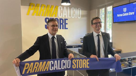 Inaugurato il nuovo Parma Calcio Store: ieri il taglio del nastro nella Palazzina di Piazzale Risorgimento