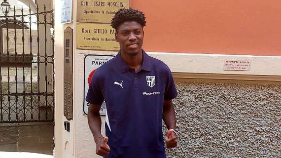 Ecco Abdoulaye Ndiaye! Il senegalese pronto alle visite mediche, le immagini di ParmaLive.com
