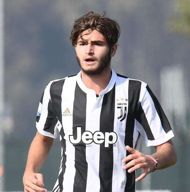 Si pensa all'acquisto di Portanova dalla Juventus, poi prestito al Pescara