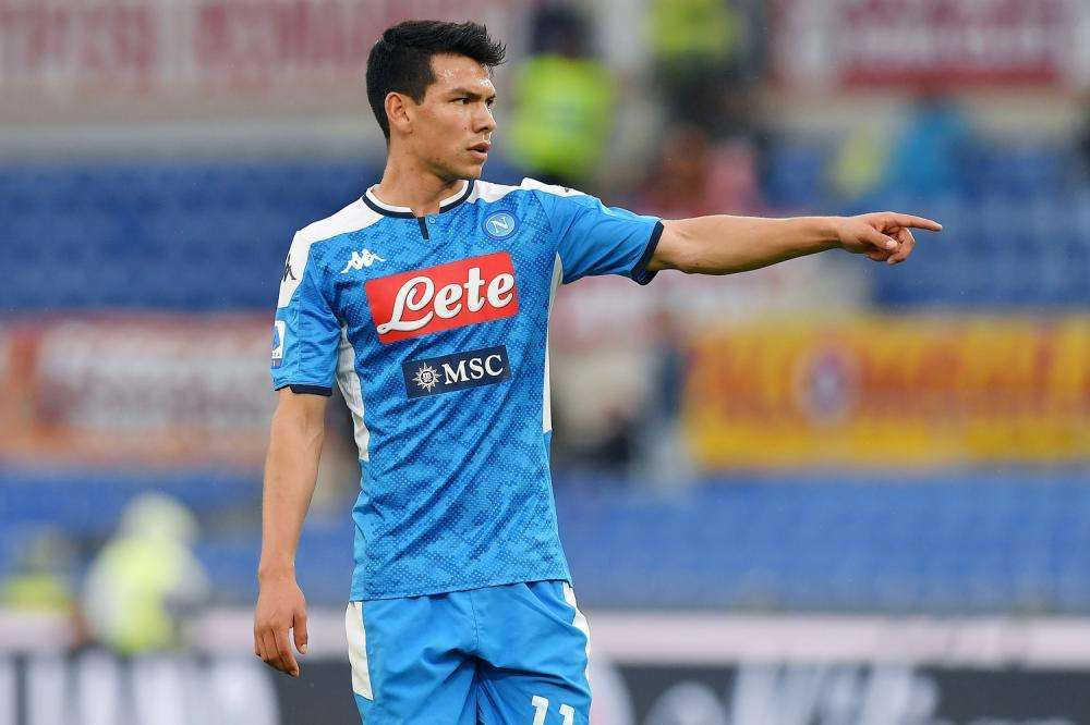 Il Mattino - Napoli, ipotesi prestito percorribile per Lozano. Col Parma ottimi rapporti...