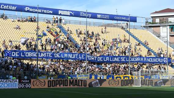 I Boys mostrano vicinanza al Bordeaux: ieri uno striscione in Curva Nord