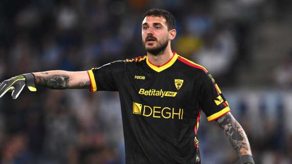 Lecce, i convocati per il raduno: presenti anche Falcone e Gaspar. Aspettando Mihaila