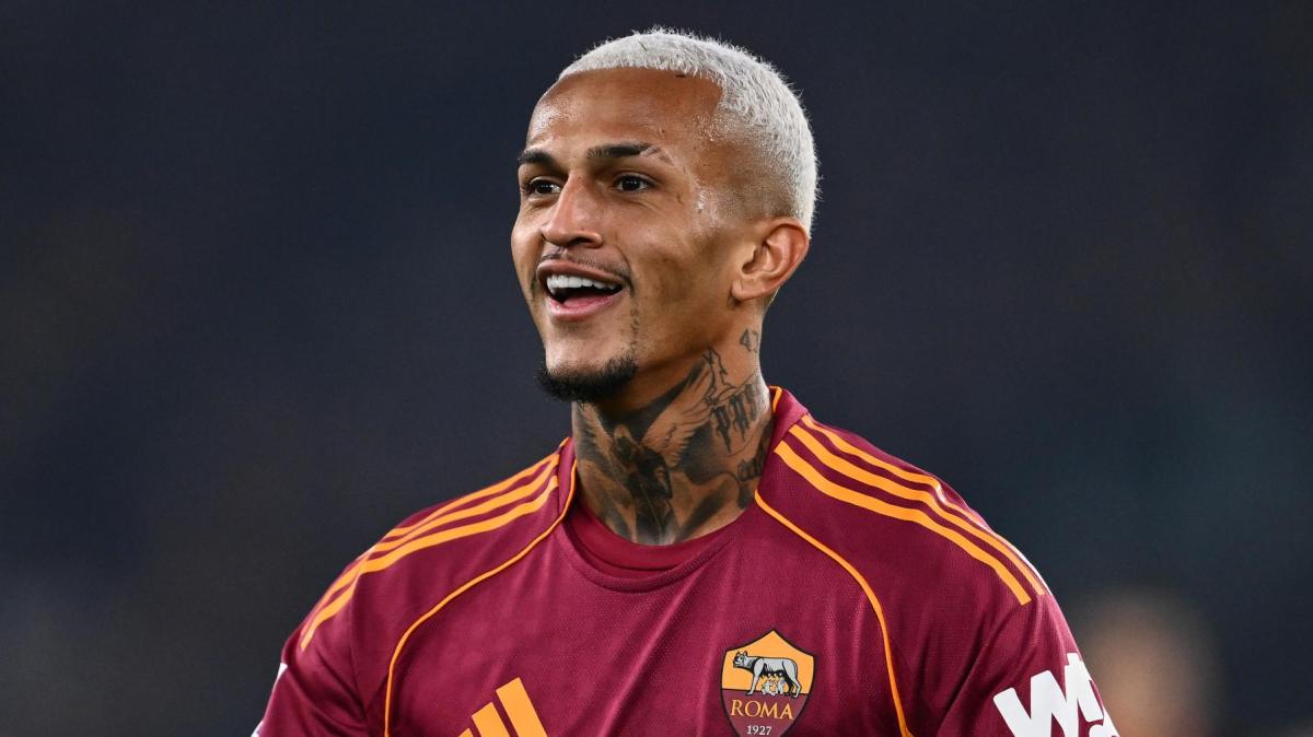 Roma, Wesley costretto allo stop: fuori quattro settimane. A Parma potrebbe esserci