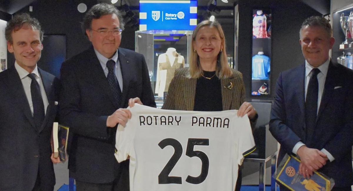 Nel Museo Ceresini ieri sera il Parma ha incontrato il Rotary Club: "Il Parma è pilastro del tessuto sociale"