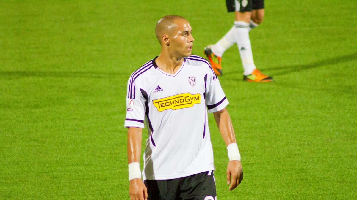 Fulham, Jol cauto su Benalouane: "Ci piace, ma non è l'unico nome in lista"