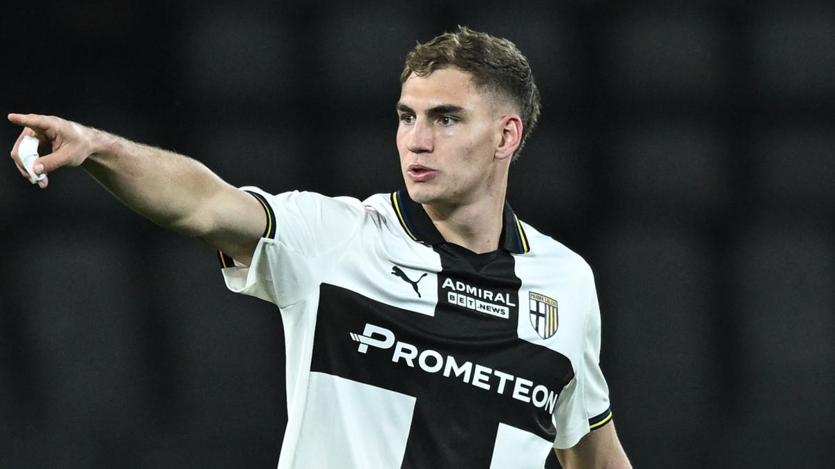 Como-Parma, le formazioni ufficiali: sorpresa Carboni al posto di Valeri. In attacco c'è Pellegrino