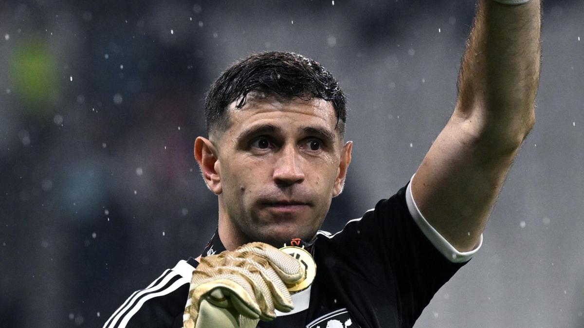 Notte storica per l’Aston Villa: pioggia di record per Emery, Martinez e Abraham
