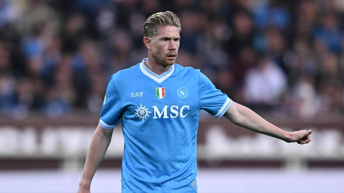 De Bruyne è tornato ad allenarsi a Napoli: quando potrebbe tornare a diposizione di Conte