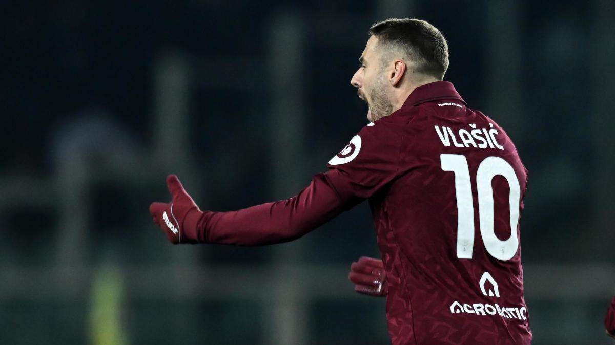 Nikola Vlasic, Torino