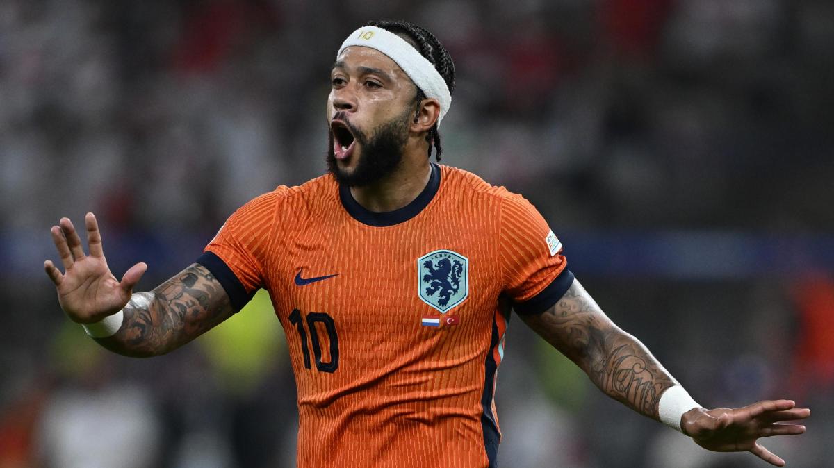 Depay, Olanda
