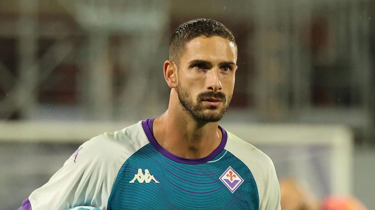 Fiorentina, Lezzerini sostituito nell'intervallo: il motivo