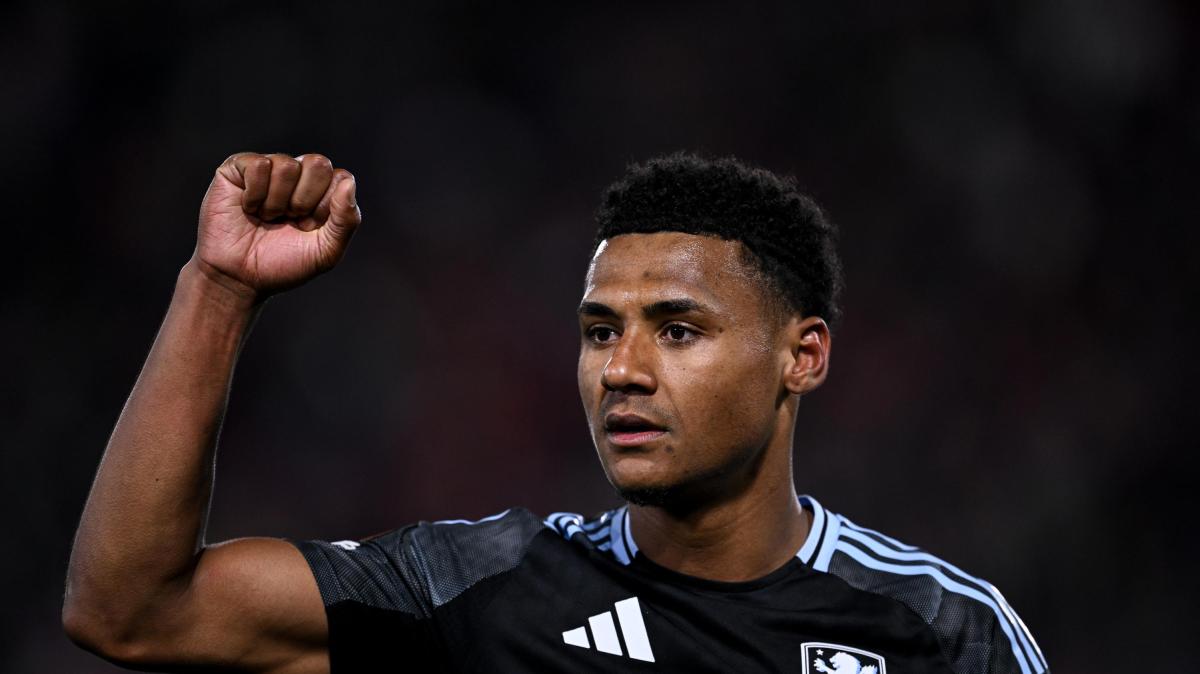 Ollie Watkins, Aston Villa