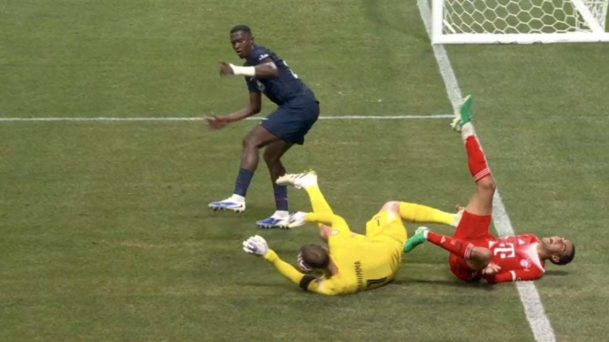 La dinamica dell'infortunio di Musiala (screen)