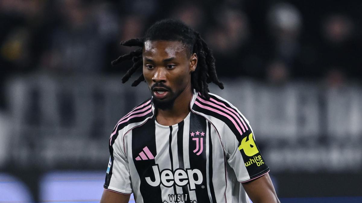 Juventus, Thuram costretto al cambio: le sue condizioni