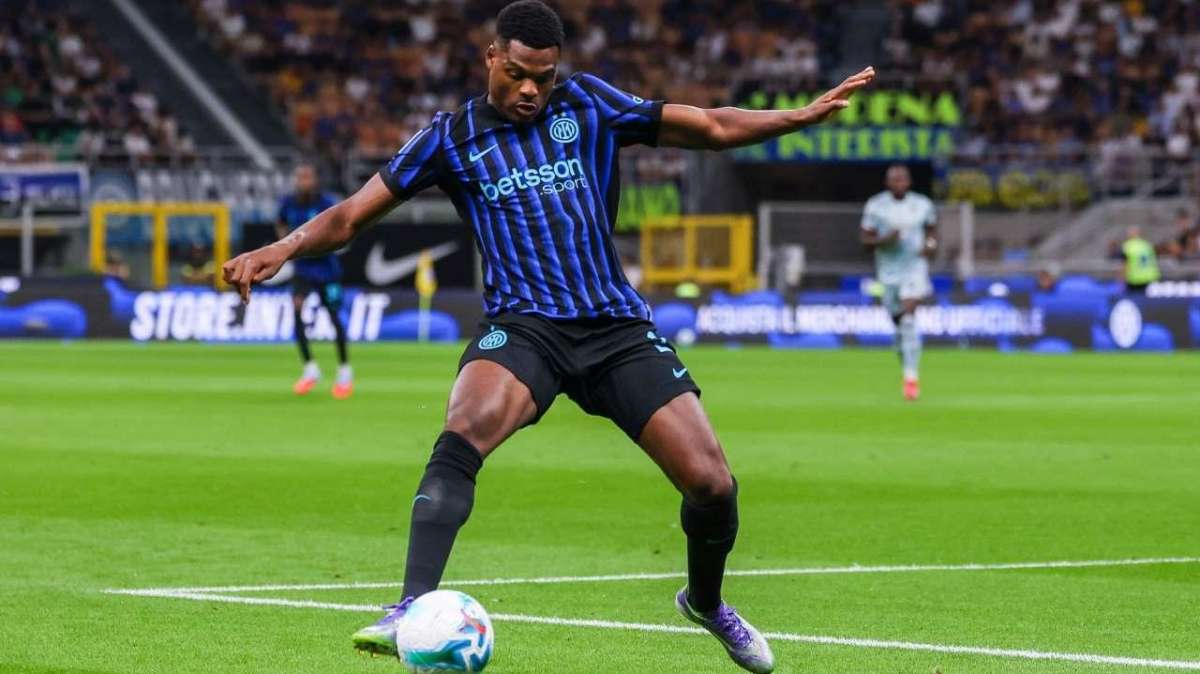 Dumfries, difensore Inter (IMAGO)