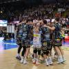 La Sir Susa Scai Perugia gioisce per la conquista della finale-scudetto di volley maschile