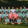 La squadra Giovanissimi dello Junior Carpine Magione festeggia la vittoria del campionato