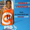 L'ex campionessa della Sirio Perugia Mirka Francia insegna pallavolo al "Pro Volley Camp" di San Mariano