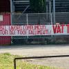 I tifosi sicuri su chi sia il colpevole di un Perugia così disastroso: striscione appeso al Curi contro il DT Meluso
