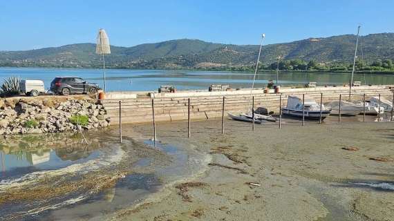 Situazione drammatica nelle darsene del Trasimeno! In molti casi barche inutilizzabili