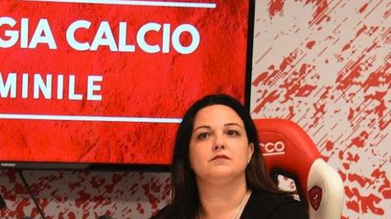 Valentina Roscini chiede di fermare il calcio femminile
