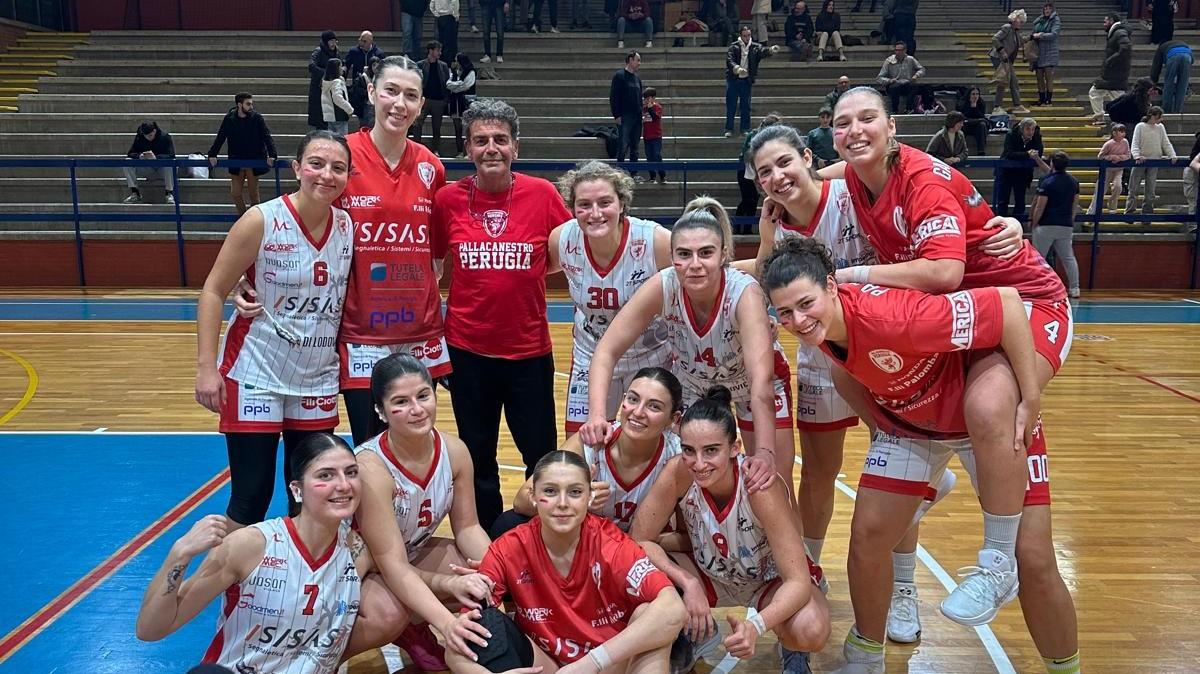 La Pallacanestro Perugia vince nettamente (97-59) in B femminile contro Lerici