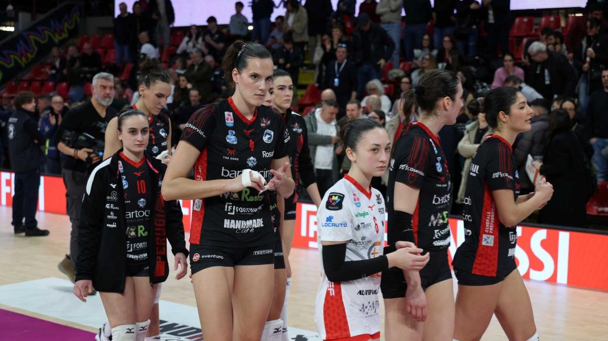 Così è maturata la nettissima sconfitta (3-0) della Bartoccini sabato sera in casa contro Firenze