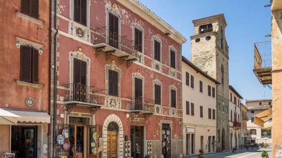 Da Deruta alla Francia per partecipare alla biennale “Argilla”, la classica mostra-mercato della ceramica