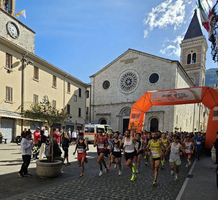 Domenica 24 maggio torna a Gualdo Tadino la "Sfacchinata": una delle gare podistiche storiche dell'Umbria