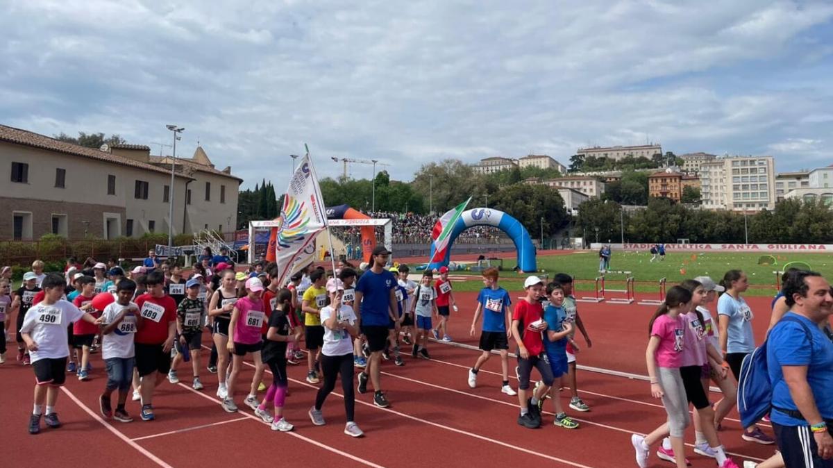 Allo Stadio Santa Giuliana di Perugia il gran successo della Miniolimpiade dei Ragazzi del CSI