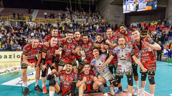 La Sir Susa Vim Perugia vince anche a Verona in gara-2 dei playoff