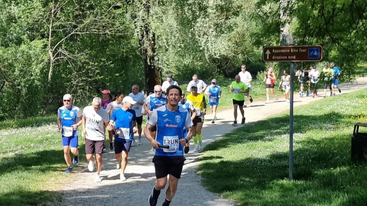 Emozioni per il Marathon Club Città di Castello che ha portato il testimone della Run4Hope sul Lungotevere