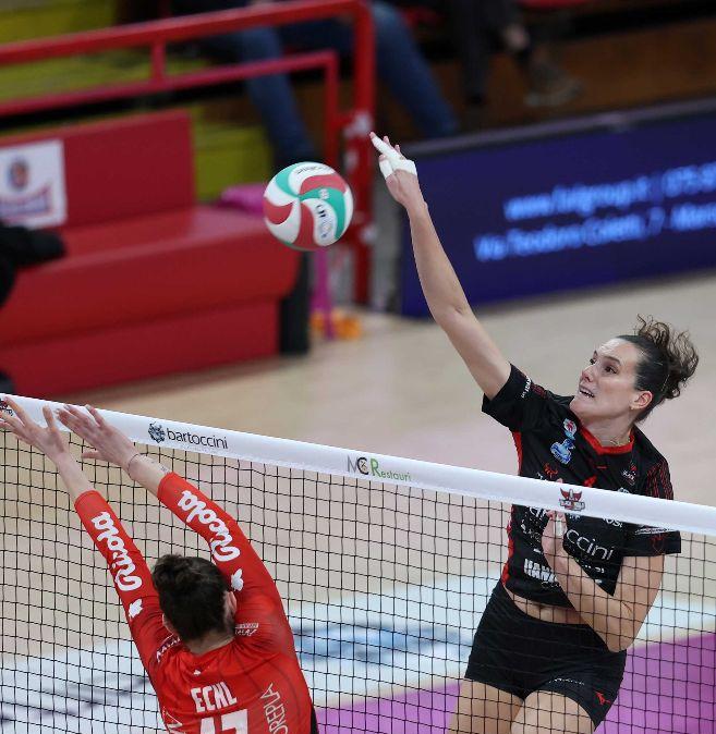 Per la Bartoccini Perugia la salvezza in A1 di volley femminile è appesa ad un filo sottilissimo, ma guai mollare!